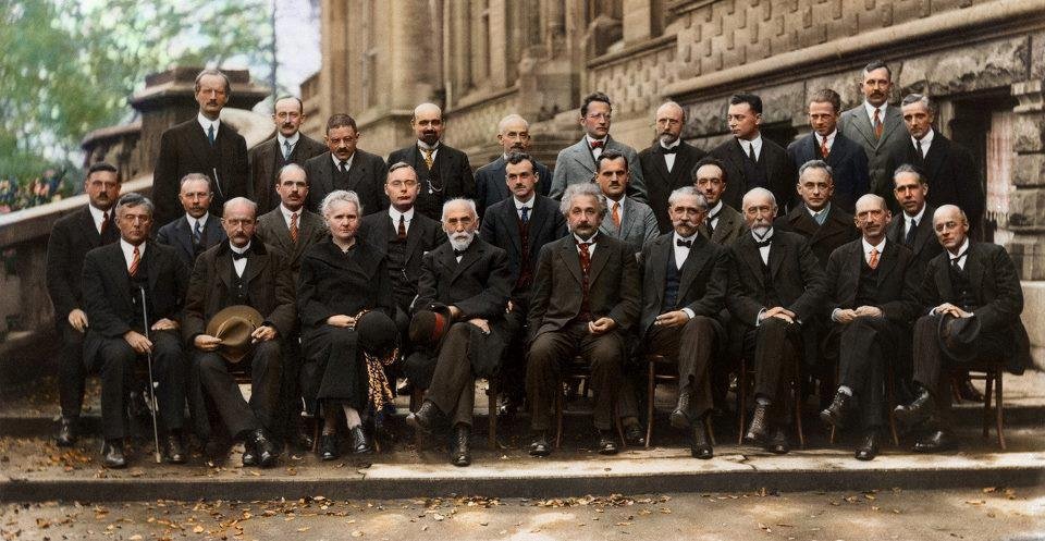 curiouswavefn's tweet photo. One striking thing about the famous 1927 Solvay Conference - only two Americans (Compton, Langmuir). Ten years later things were very different. The center of frontier research had moved almost completely to the US, significantly through immigration. Valuable lessons for us. https://t.co/dNNpnpSQfK