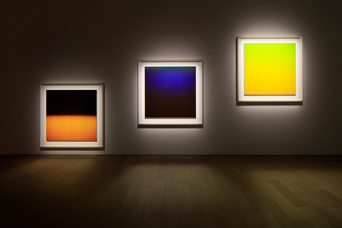 CasaBRUTUS's tweet image. 〈京都市京セラ美術館〉新館 東山キューブで開催中の『杉本博司 瑠璃の浄土』。ニュートンの「光学」から触発された杉本の新作「OPTICKS」シリーズについて鈴木芳雄が解説します。⇒ ow.ly/GD5M30r7qar