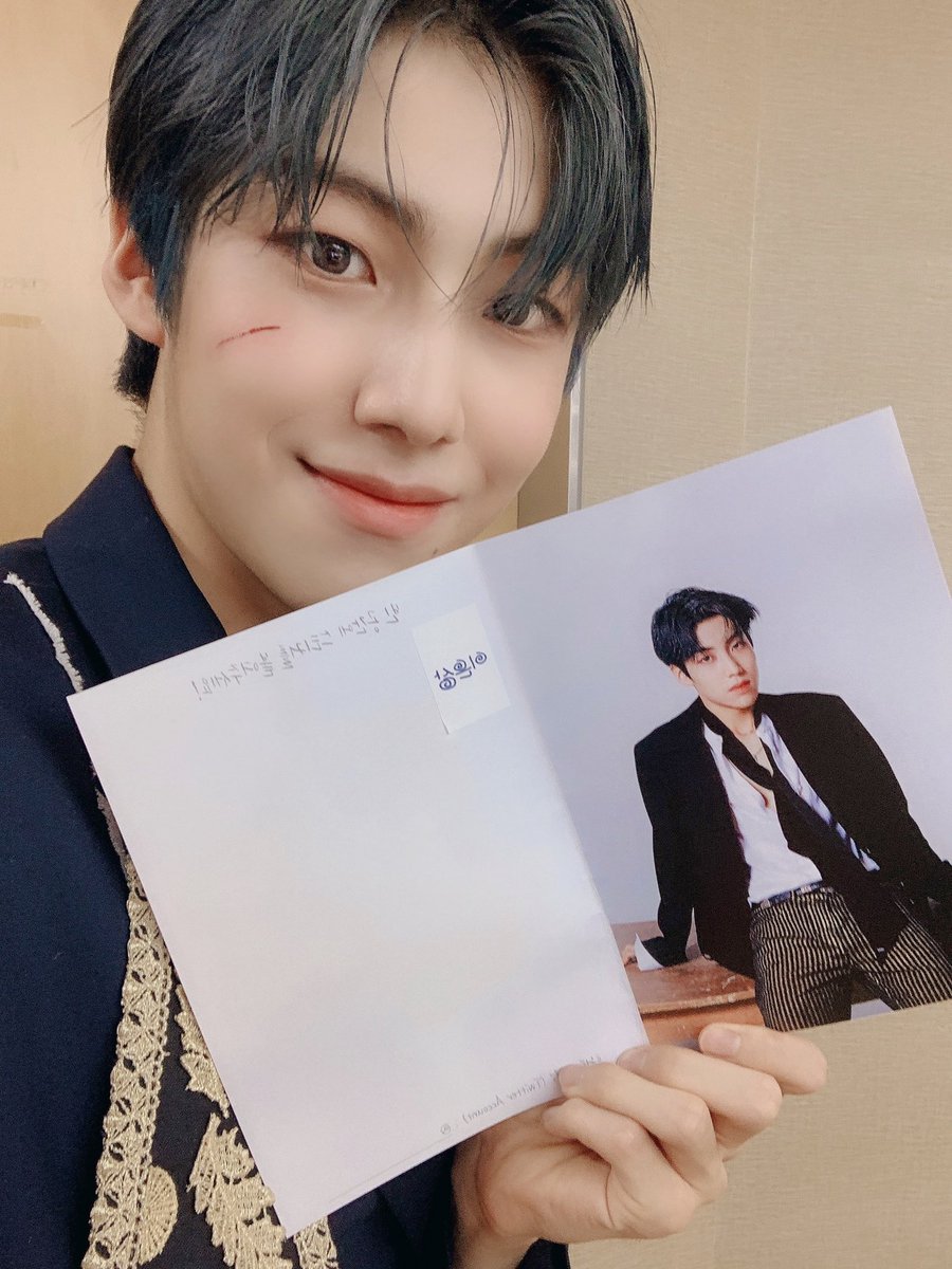 LES_BNM's tweet photo. [#이은상] 

오늘 'Beautiful Scar' 무대 잘 보셨나요?
은상이도 #엠카운트다운 출석체크 완료!

#LeeEunSang #BeautifulScar #브랜뉴뮤직 #BRANDNEWMUSIC https://t.co/ogO9JSVLU0