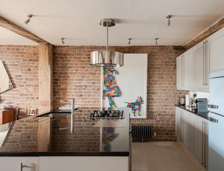 Warehouse Home FOR SALE: A stunning 2-bedroom apartment in a historic warehouse conversion on London's famous Clink Street. To find out more and arrange a viewing: mywarehousehome.com/collections/sa… #londonproperty #PropertyInvestment