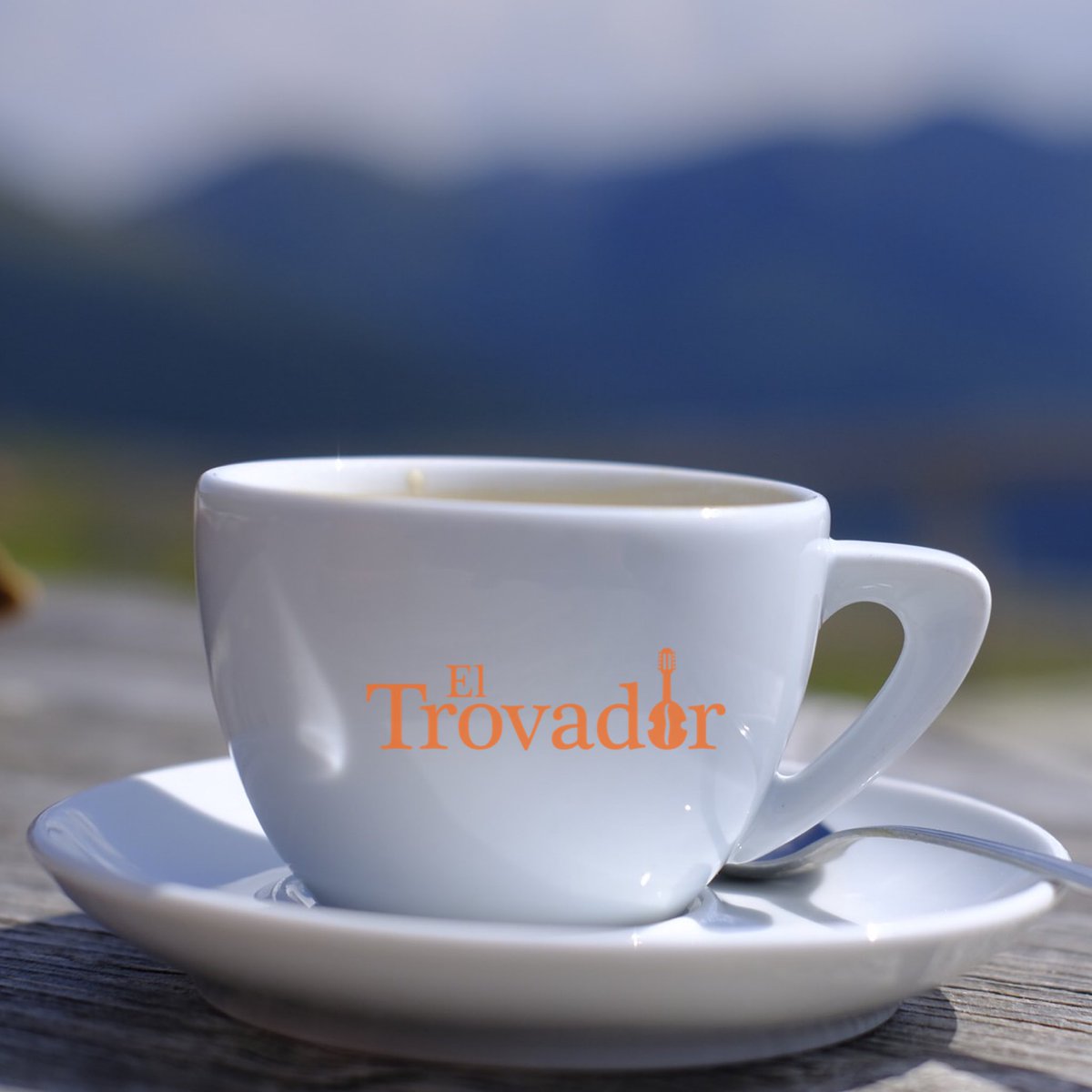 cafeeltrovador's tweet image. La mejor manera de tener un excelente día es comenzarlo con una taza de POSITIVISMO. ¡Lindo jueves! ☕️❗️💯
•
•
#caféeltrovador #caféqueinspira 
#aromademipaís #hechoenpr🇵🇷