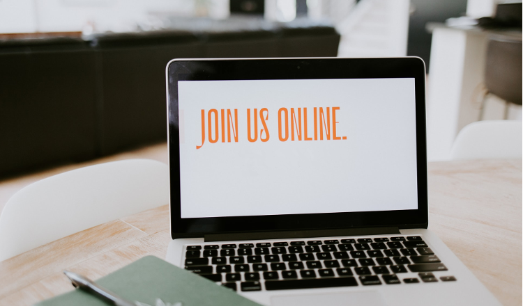 We werken steeds meer online en gebruiken zoom, facetime en andere tools om elkaar te ontmoeten. Waar moet je dan opletten wat betreft de privacy? Columnsite Debby 's-Gravendijk vertelt er alles over in haar column: vrouwen-ondernemen.nl/debby-s-graven…