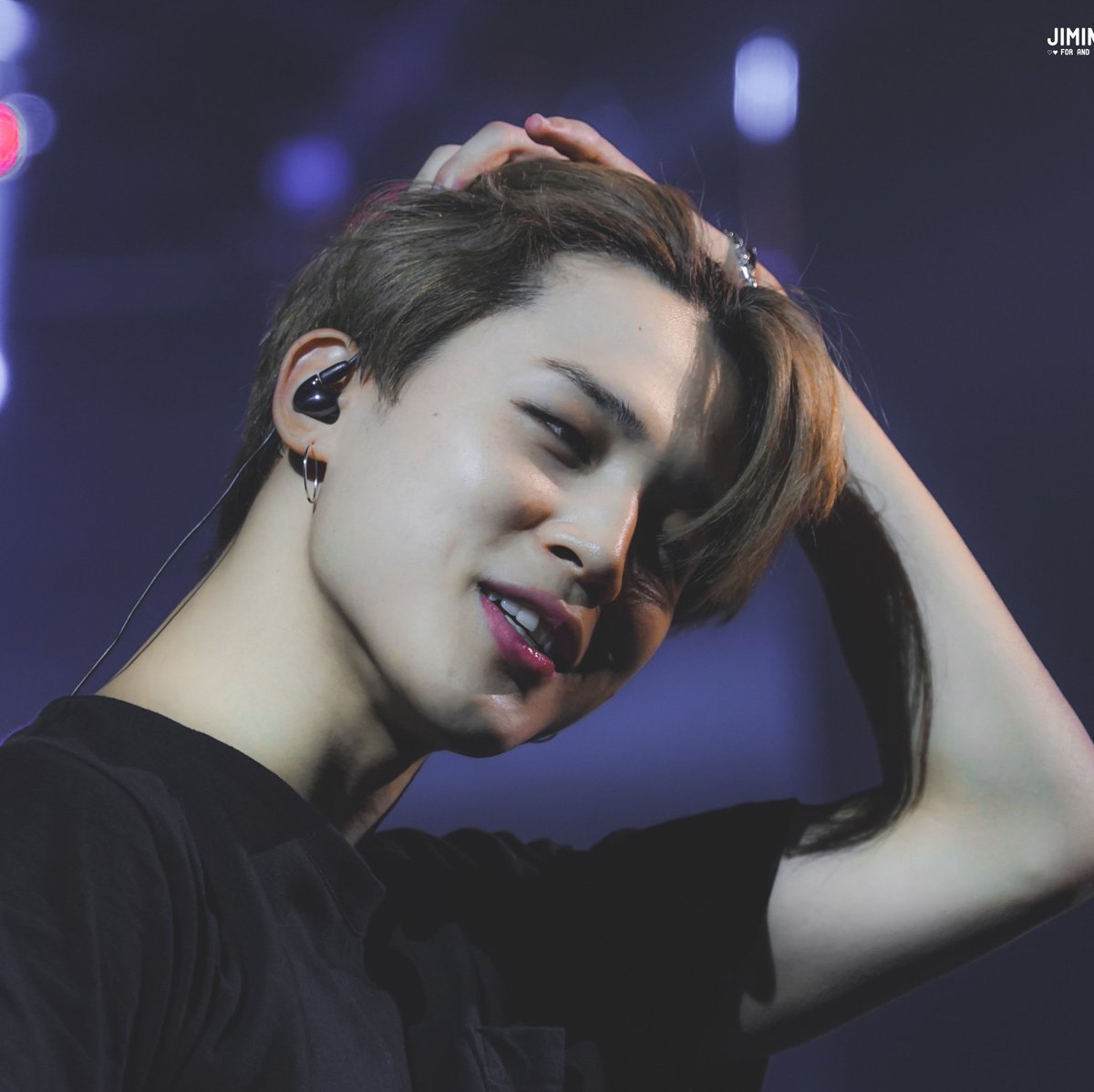 Jimin's hair flips - a never ending thread