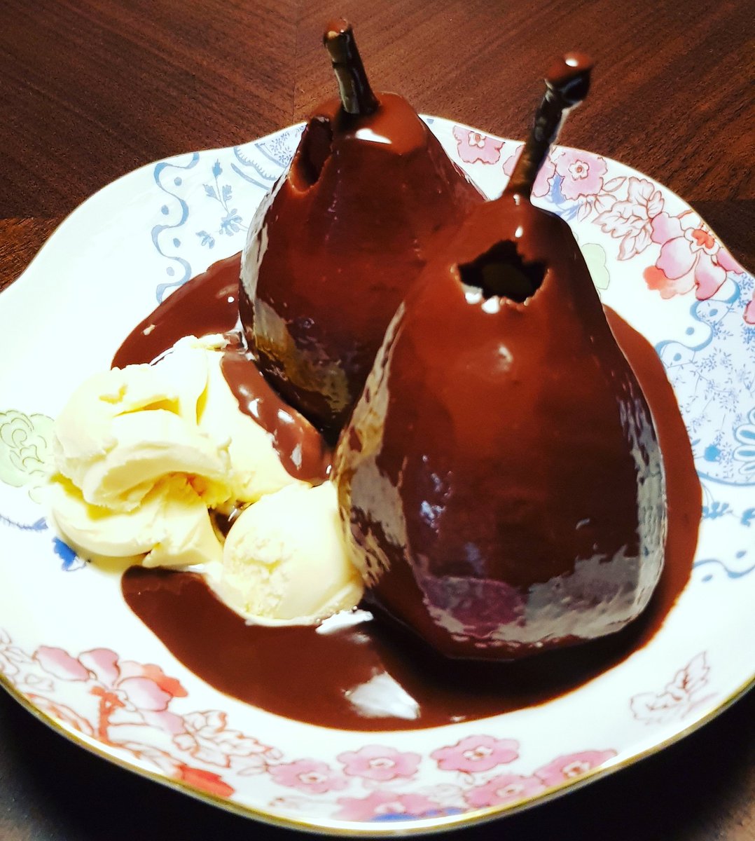 Annie Hateley tweet media