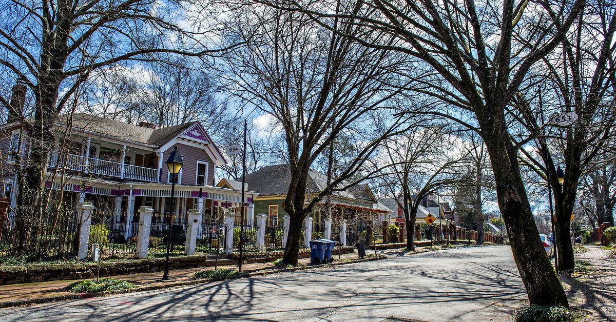 SWATLNewHomes's tweet photo. Where to live in Atlanta in 2020
https://t.co/zB8FHQL8LP https://t.co/L1DLU9q8NZ
