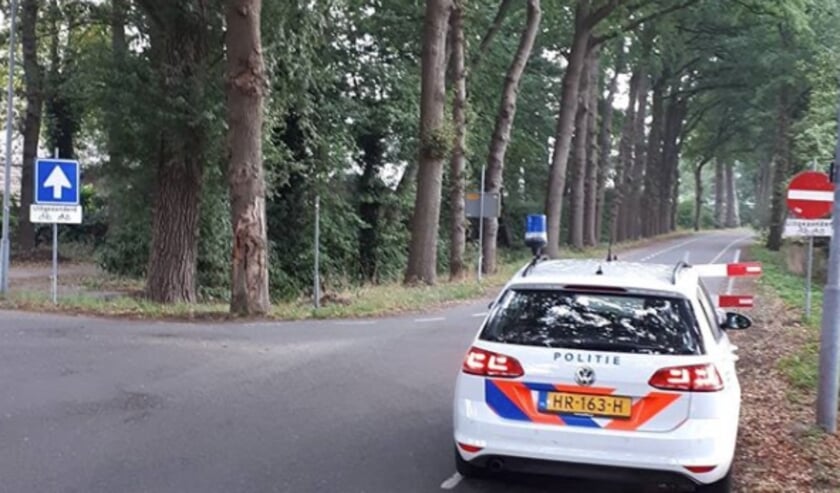 Politie controleert eenrichtingsverkeer: boetes uitgedeeld in De Kraats [BENNEKOM] De politie heeft donderdagochtend zes automobilisten bekeurd voor het negeren van een geslotenverklaring.