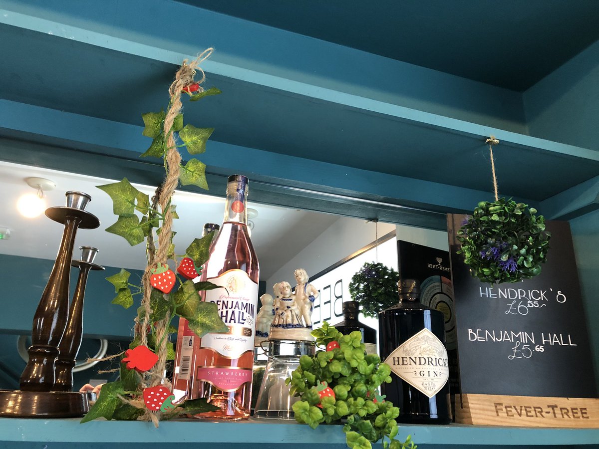 Twenty Nine’s current favourites...

Benjamin hall strawberry gin

&amp;

<a href="/HendricksGin/">HENDRICK'S GIN</a> 

🍓🥒🍓🥒🍓🥒🍓🥒🍓🥒🍓🥒