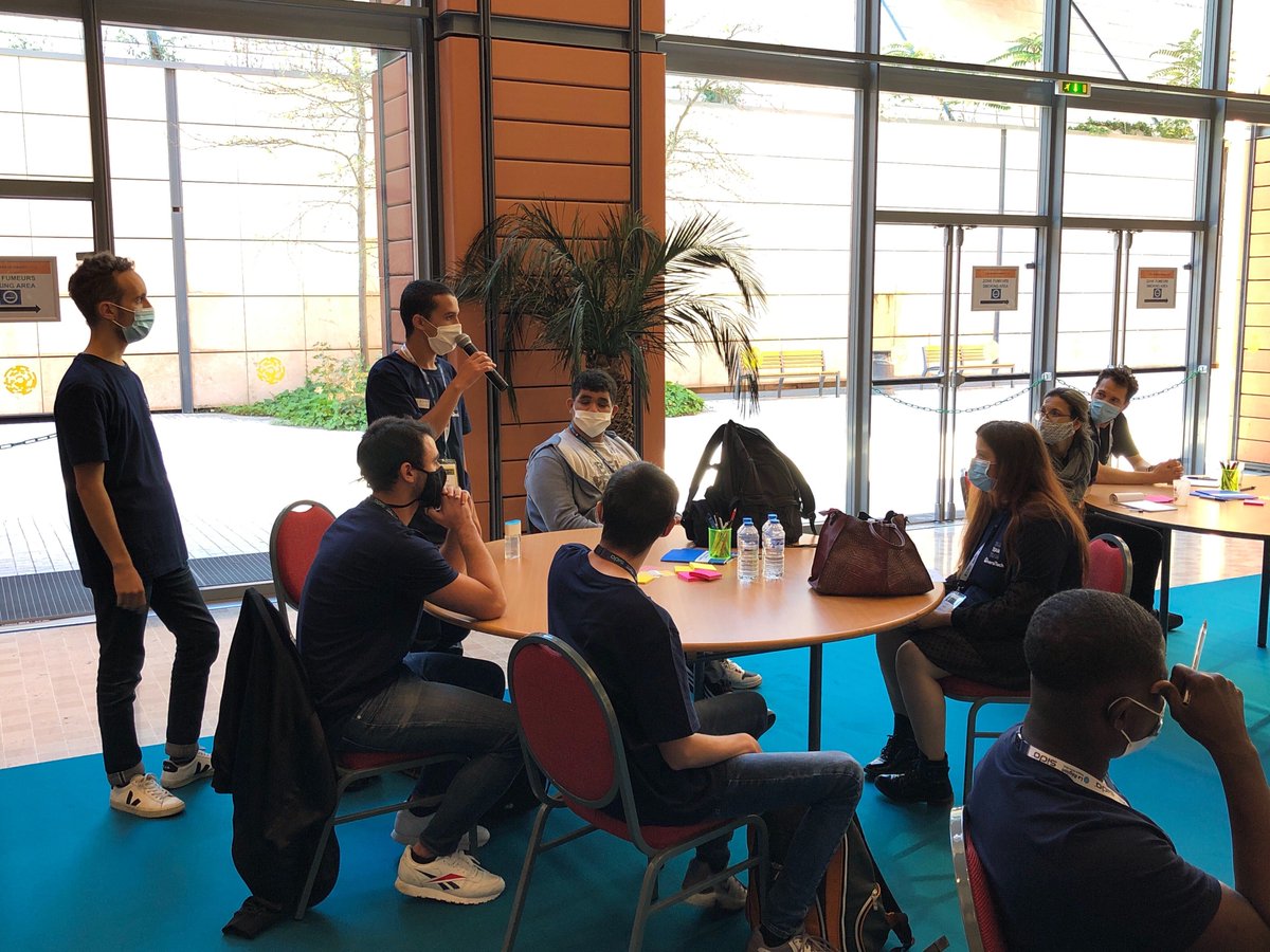 PepiteBeelys's tweet image. 🔛Début du hackathon #DiversiTech au @SIDOevent. 
Au programme ? 30 participants réunis durant 48h de sprint pour révéler leur potentiel en imaginant et en créant un objet connecté

#DiversiTechHackathon #SIDO2020  #AI #IoT #robotics