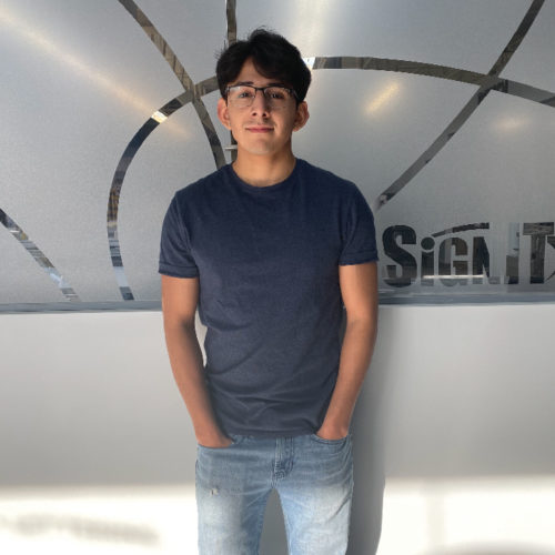 OmahaSignIT's tweet image. Take a second to wish our production guy, Diego, a happy birthday!!! #WeAreSignIT