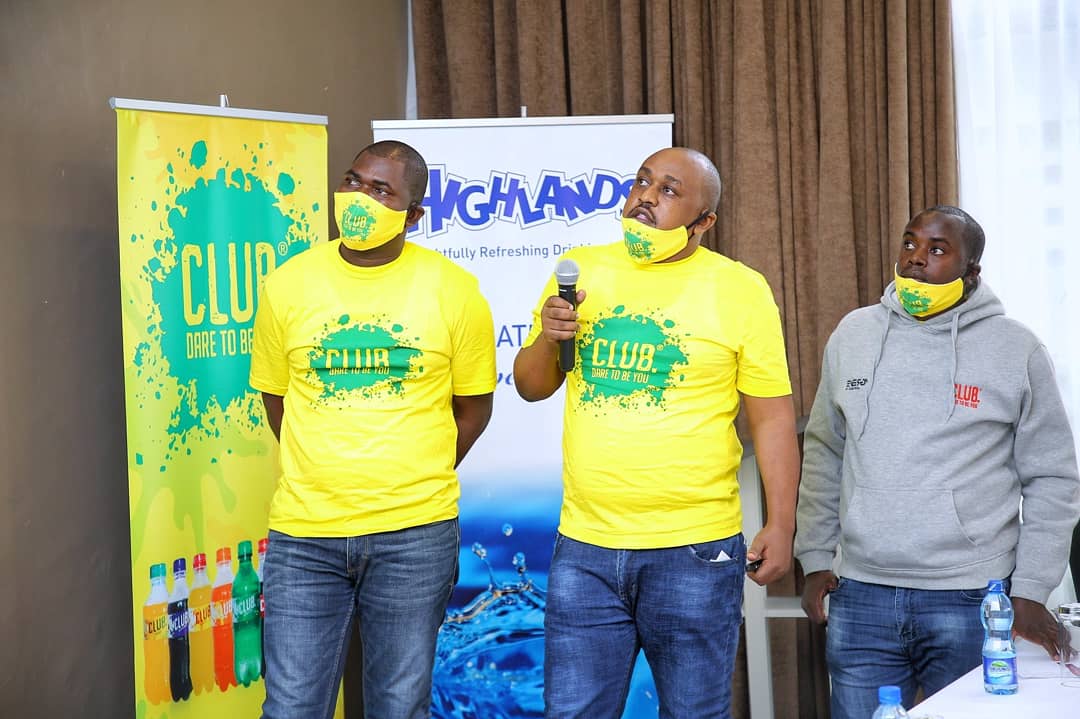 CLUBSoda_KE's tweet photo. Talent wins games, but TEAMWORK and INTELLIGENCE win CHAMPIONS. Today, TEAM CLUB has come together to work on solutions to serve YOU better. 👊😎
#TEAMCLUB #DareToBeYou #CLUB https://t.co/UYly9RujxZ
