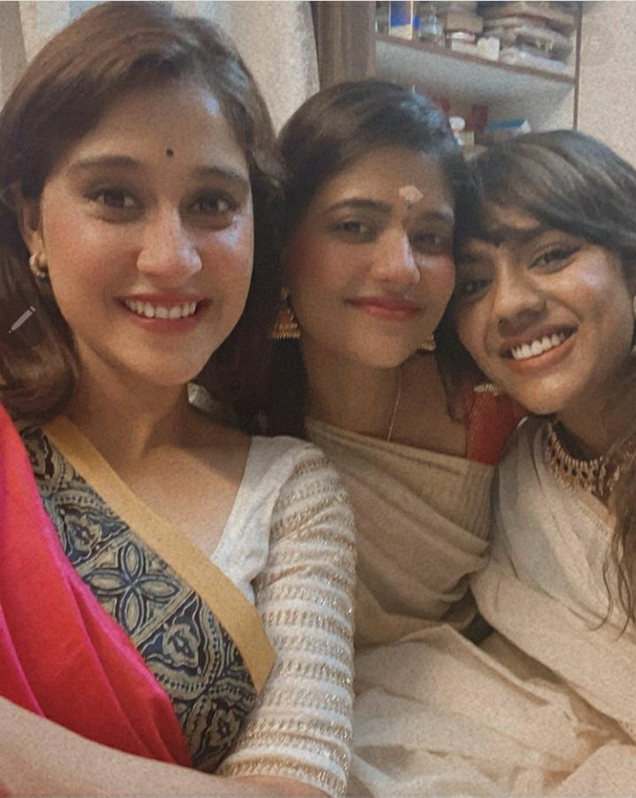 Eg_XarmU8AA3KXy?format=jpg&name=medium