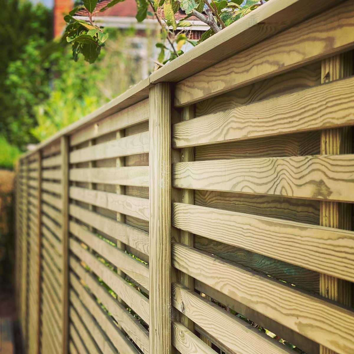 A beautiful install from the team using the @jacksonsfencing Venetian Hit &amp; Miss panels 👌🏼 A very popular panel at the moment and they look super smart 🏡 #tatton #fencing #cheshire #fence #fencedesign #garden #gardendesign #summer
