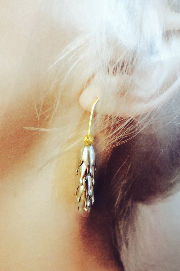 AlexiaGk's tweet image. Silver harvest wheat earrings, silver and gold plated! Perfect for Autumn💛Find them at etsy.com/shop/AktisAlex…
#wheat #jewelry #earrings #womaninbizhour