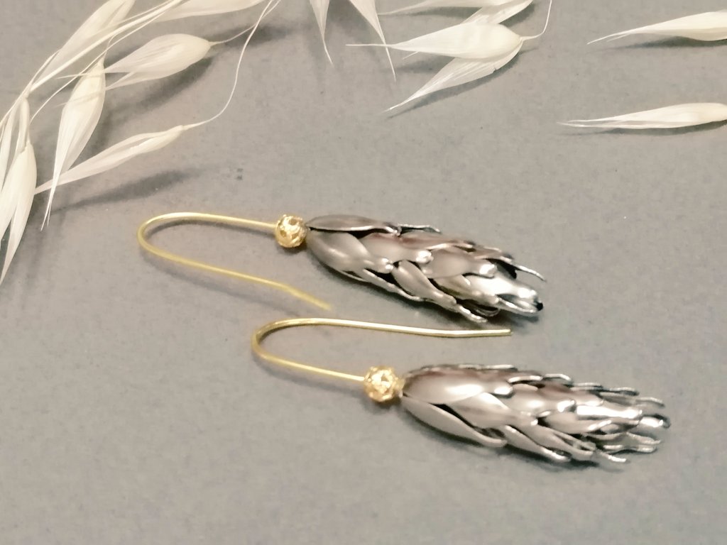 AlexiaGk's tweet image. Silver harvest wheat earrings, silver and gold plated! Perfect for Autumn💛Find them at etsy.com/shop/AktisAlex…
#wheat #jewelry #earrings #womaninbizhour