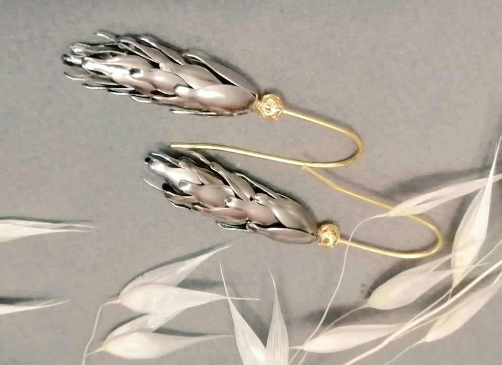 AlexiaGk's tweet image. Silver harvest wheat earrings, silver and gold plated! Perfect for Autumn💛Find them at etsy.com/shop/AktisAlex…
#wheat #jewelry #earrings #womaninbizhour