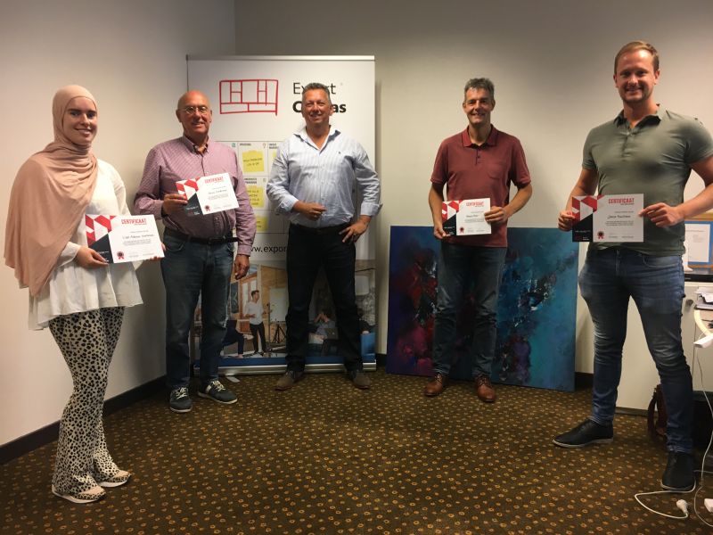 exportcanvas's tweet image. Weer twee #WTC coaches gecertificeerd! @wtclnn  Lees verder op exportcanvas.nl/blog/coach-opl…   #export  #RVO  #Leeuwarden