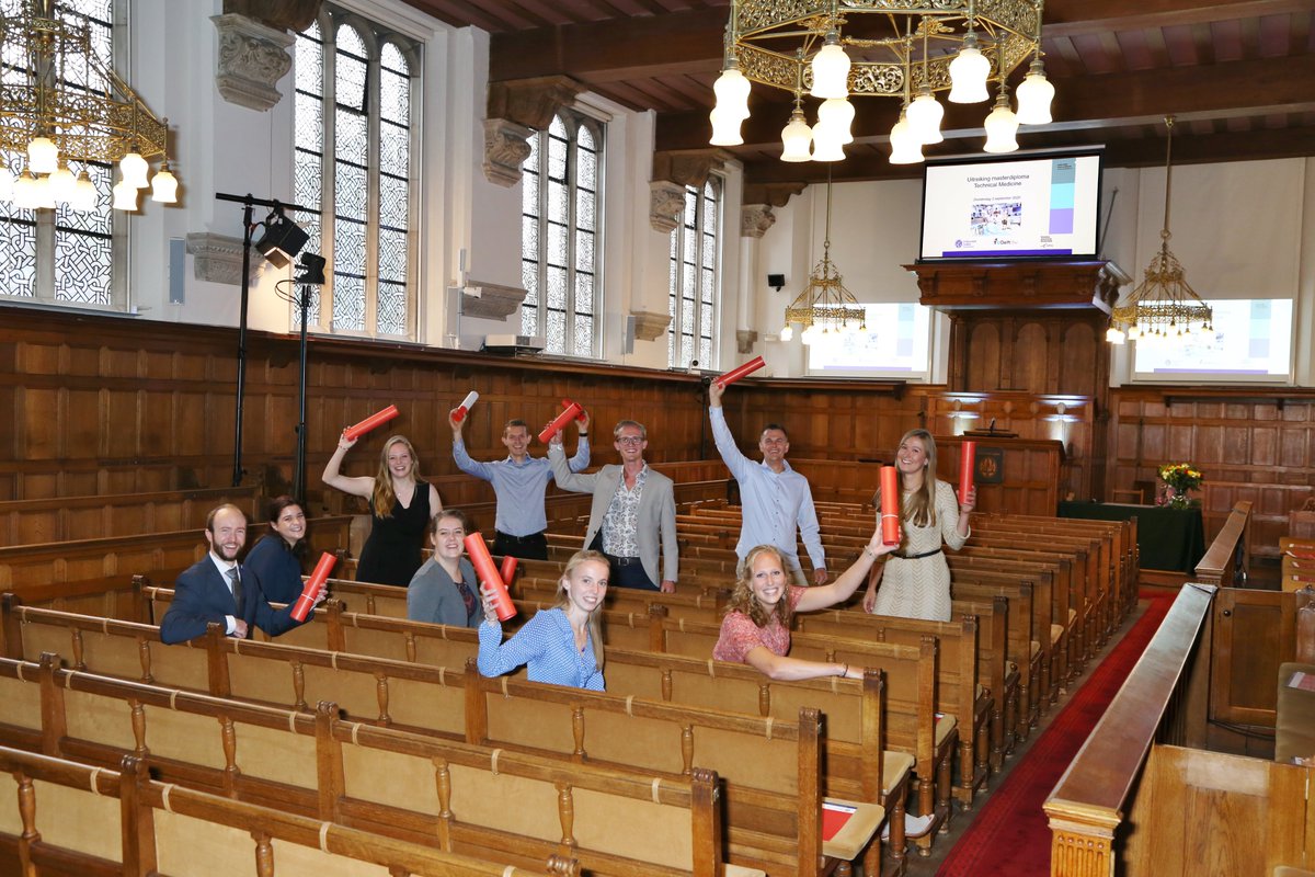 medicaldelta's tweet photo. De eerste lichting masterstudenten Klinische Technologie studeert vandaag af; een mijlpaal voor deze gezamenlijke opleiding van @LUMC_Leiden, @tudelft en @ErasmusMC. “De opleiding is vandaag als het ware ook geslaagd.” Lees meer: https://t.co/Exj2z3kNEi https://t.co/rSMpgDXi9j
