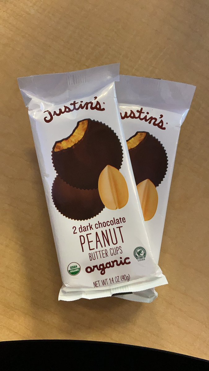 farrellk_'s tweet photo. Thank you @PerezGuadalupeA for the sweet treat ☺️💛 https://t.co/knsEEUy8AO