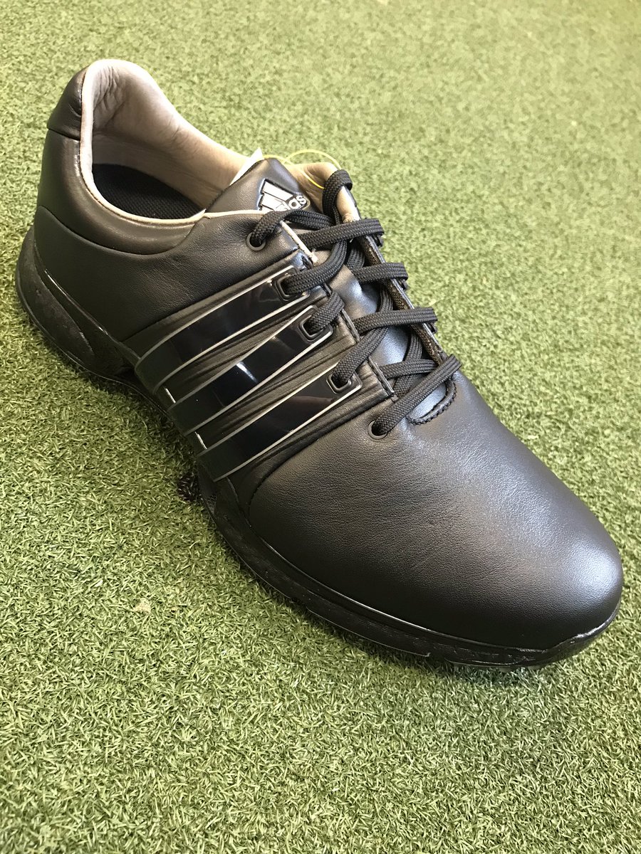WragBarnProShop's tweet photo. 🚨 🚨 New In Today 🚨🚨
Adidas Tour 360 XT 💥💥 Size 8-11UK in stock and going fast! DM or drop by here @WragBarn to take a look 👀 #Adidas #360boost #golfshoes #golfboots #golflife #golfaccessories https://t.co/3Re47trUZ8