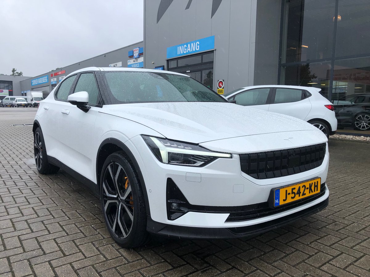 AutoCombi's tweet image. Polestar 2 100% elektrisch rijden.  Vanaf vandaag rijdt deze fraaie Polestar 2 Performance in de omgeving Hardenberg.