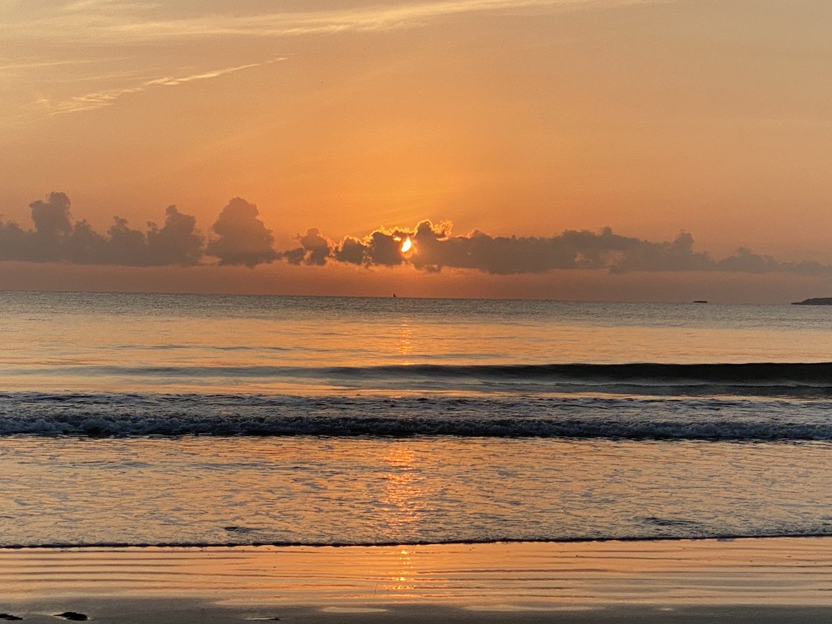 George Mahuku (@gmahuku) on Twitter photo A spectacular sunrise over the Indian Ocean in Dar es Salaam. You just need to wake up early to enjoy the beautiful scenery. <a href="/jamesplegg/">James Legg</a> <a href="/BrigitteUwimana/">Brigitte Uwimana</a> <a href="/Cath_Njuguna/">Catherine</a> <a href="/Tifa_Mrisho/">Latifa Mrisho</a> <a href="/EWosula/">Everlyne Wosula</a> @CortadaLaura <a href="/MahukuTP/">Padington Mahuku</a> <a href="/dschifetete/">Douglas Chifetete</a> A spectacular sunrise over the Indian Ocean in Dar es Salaam. You just need to wake up early to enjoy the beautiful scenery. <a href="/jamesplegg/">James Legg</a> <a href="/BrigitteUwimana/">Brigitte Uwimana</a> <a href="/Cath_Njuguna/">Catherine</a> <a href="/Tifa_Mrisho/">Latifa Mrisho</a> <a href="/EWosula/">Everlyne Wosula</a> @CortadaLaura <a href="/MahukuTP/">Padington Mahuku</a> <a href="/dschifetete/">Douglas Chifetete</a>