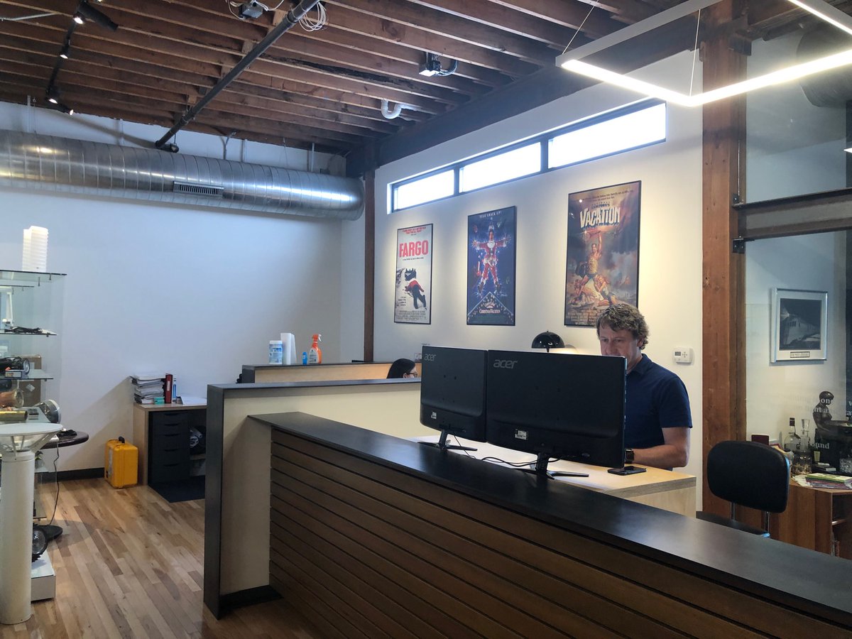 LIGHTGLASS tweet media