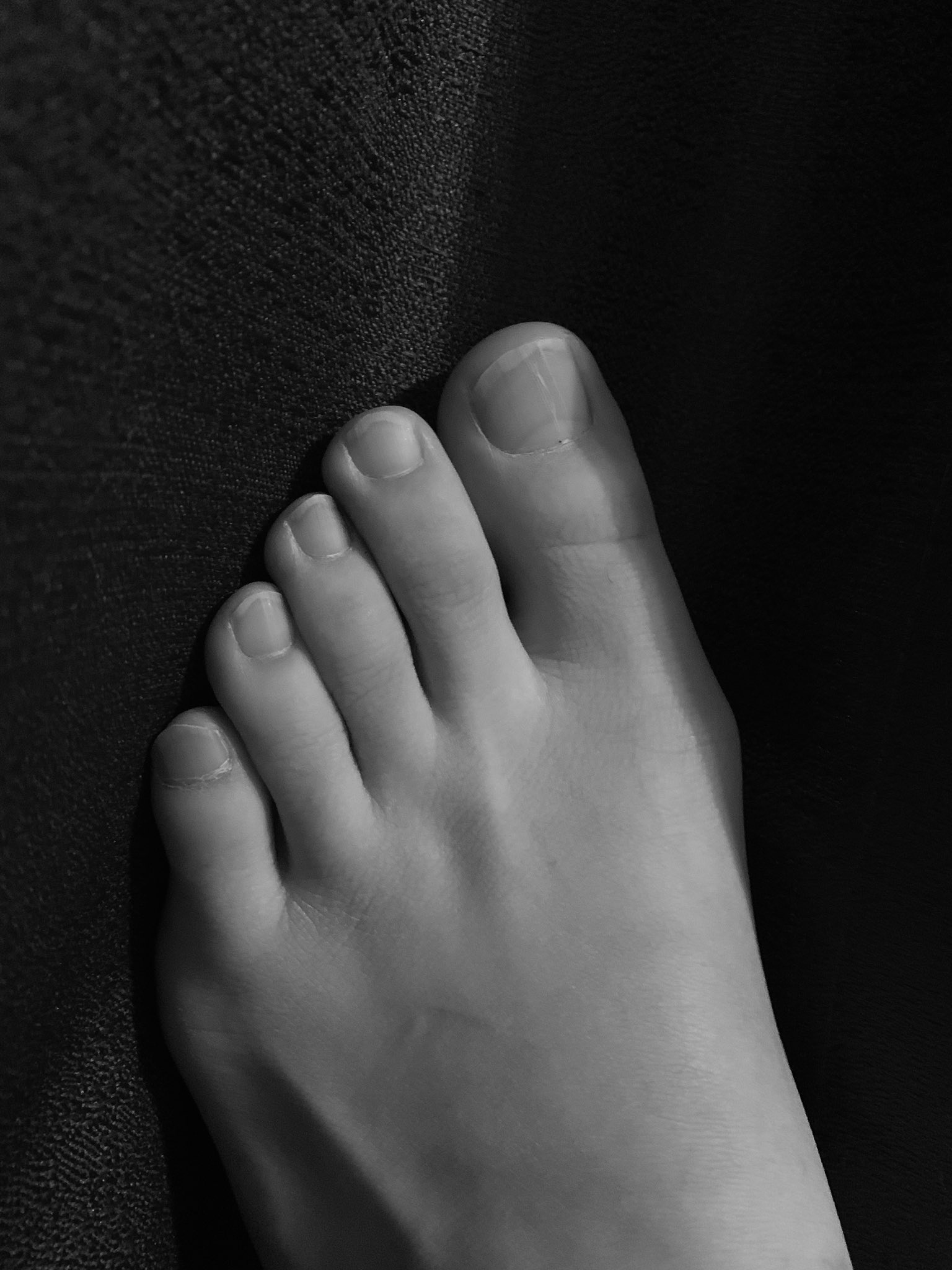 Feet Worship Slave - 4b4qrc7