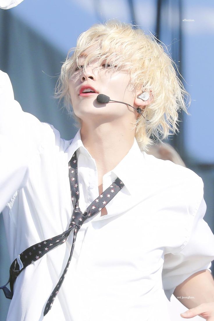 BLONDE HAIRED JEONGHANA thread;