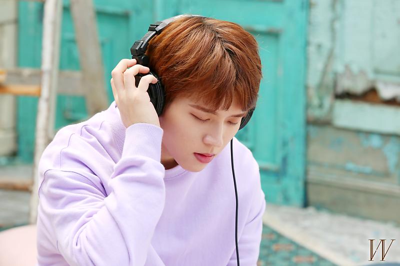 wh_melody's tweet photo. 200903 Happy 2nd Anni💙💙💙💙💙
 #우현 #남우현 💙💙💙💙💙
#SecondWrite 💙💙💙💙 https://t.co/E0leMNiQQz