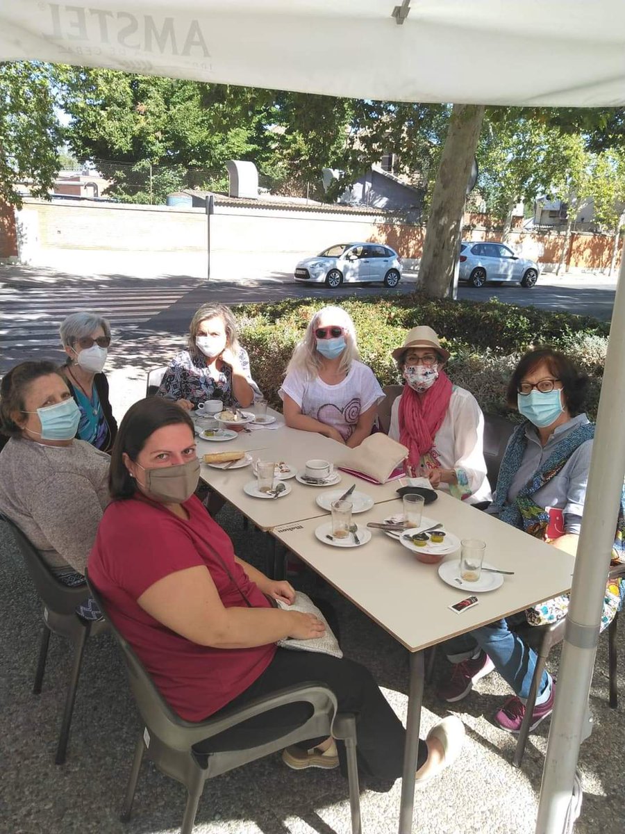 INICIO TRAS LAS VACACIONES!
Estamos de vuelta. Hoy nos hemos reunido la Junta Directiva para organizar la asociación de cara a los próximos meses en estos tiempos confusos.
Tenemos muchas ganas de empezar aunque sabemos será poco a poco. 
Seguiremos informando!!

💜💜💜