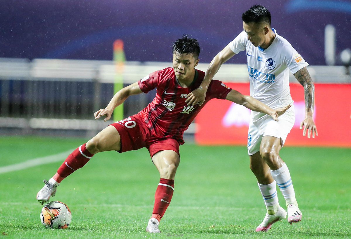 CSLfutbol's tweet photo. 🇨🇳 #SuperLigaChina J09 (#Dalian)
⚽️ #HenanJianye x #DalianProFC 0-4 (@salorondon23 2', Hamsik 30', Sam Larsson 48', Ke Zhao (OG) 66') https://t.co/rIP1Hk8sLd
