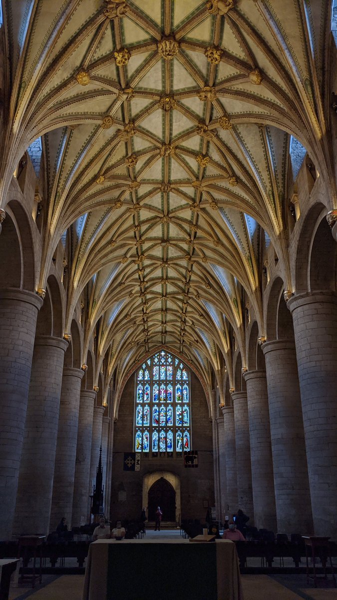 Heading inside, the first impression is Chonk! But a there's a levity to it. Tewkesbury's columns are relatively thin - especially compared to somewhere like Durham where they're the same size around as up.This gives the space a lightness rarely found in a great Norman church.