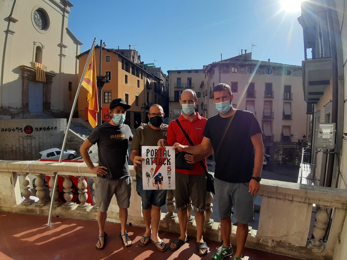 Seguim treballant colze a colze amb l'<a href="/ajuntamentberga/">Ajuntament de Berga</a> per poder realitzar la @portalattack amb totes les garantíes sanitàries i per a tenir tota cobertura legal per aftontar el moment el qual estem vivint.
Un moment difícil però no ens rendim! 
Seguim!
<a href="/ceb_berga/">Club Esquí Berguedà</a> <a href="/retrotrobada/">RetrotrobadaCiclista</a>