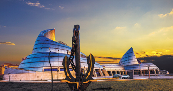 InsightNingbo's tweet photo. #FuninNB
Meishan is the only offshore bay in the Yangtze River Delta. It is an ecological name card of Ningbo. The Ningbo-Zhoushan Port has become the cornerstone of Meishan's development, and the massive beach here is the highlight of leisure tourism. https://t.co/dGz8cypXFI