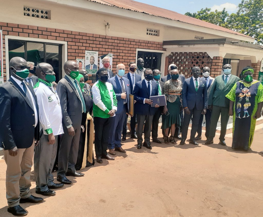 European Union delegates at Dp offices.