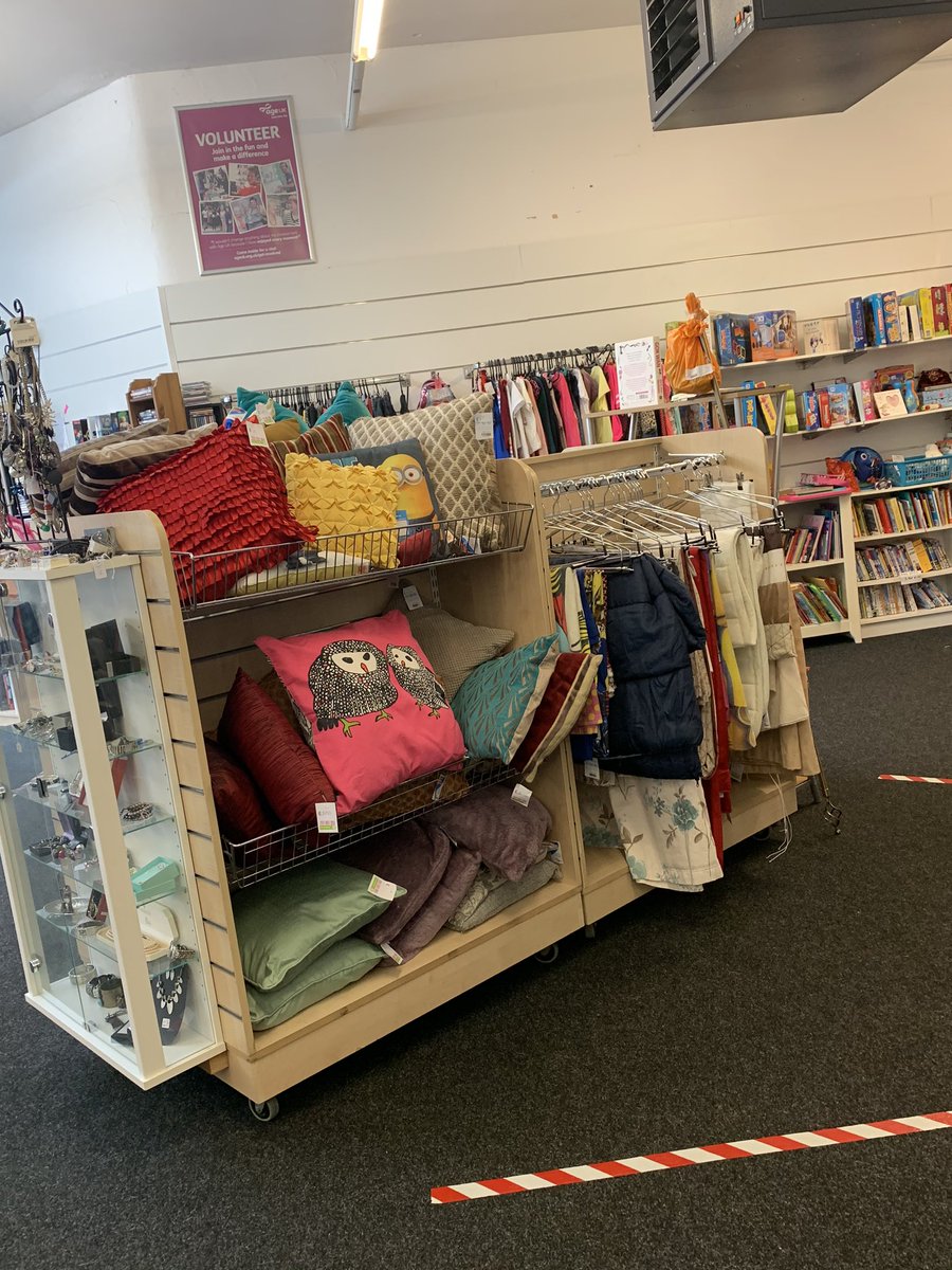 ninniejane's tweet photo. Idle shop all full we have some lovely things in please pop in 😊 @AgeUKBradford https://t.co/rlex4yfgVW