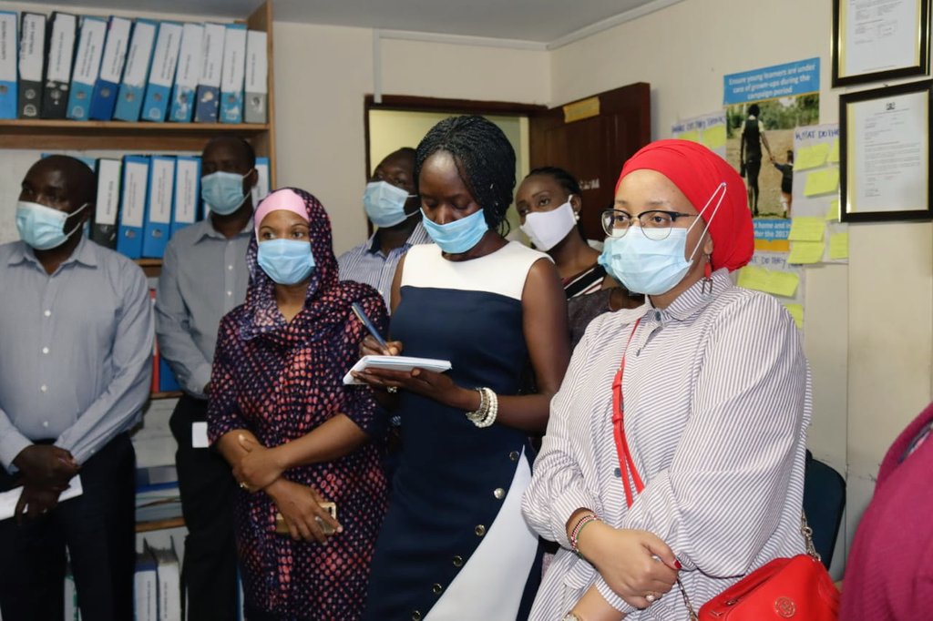 <a href="/MoICTKenya/">Ministry of Info, Comms & The Digital Economy KE</a> CAS @nadia_abdalla_ accompanied by Youth PS @Jkorir_Youth and Youth Secretary <a href="/rochieng/">Ray Ochieng , HSC</a> visiting a KYEOP Formal Training provider at <a href="/Kmet_Kenya/">KMET KENYA</a> where vulnerable youth are empowered with skills in Tailoring &amp; Dressmaking, Food &amp; beverage, Hairdressing &amp; other trades.