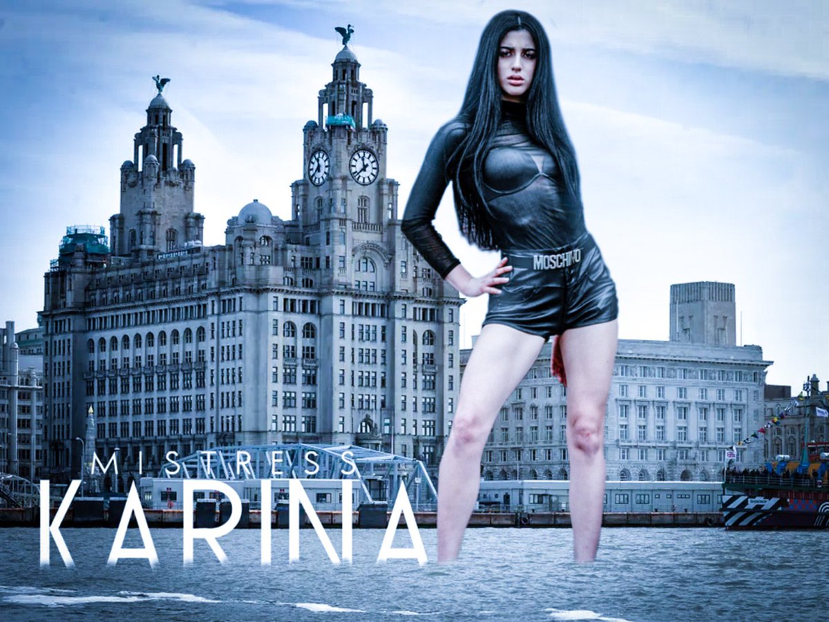 MistressKarina's tweet photo. Just out for a swim me mate 🙂 https://t.co/JyTCBj6gSX