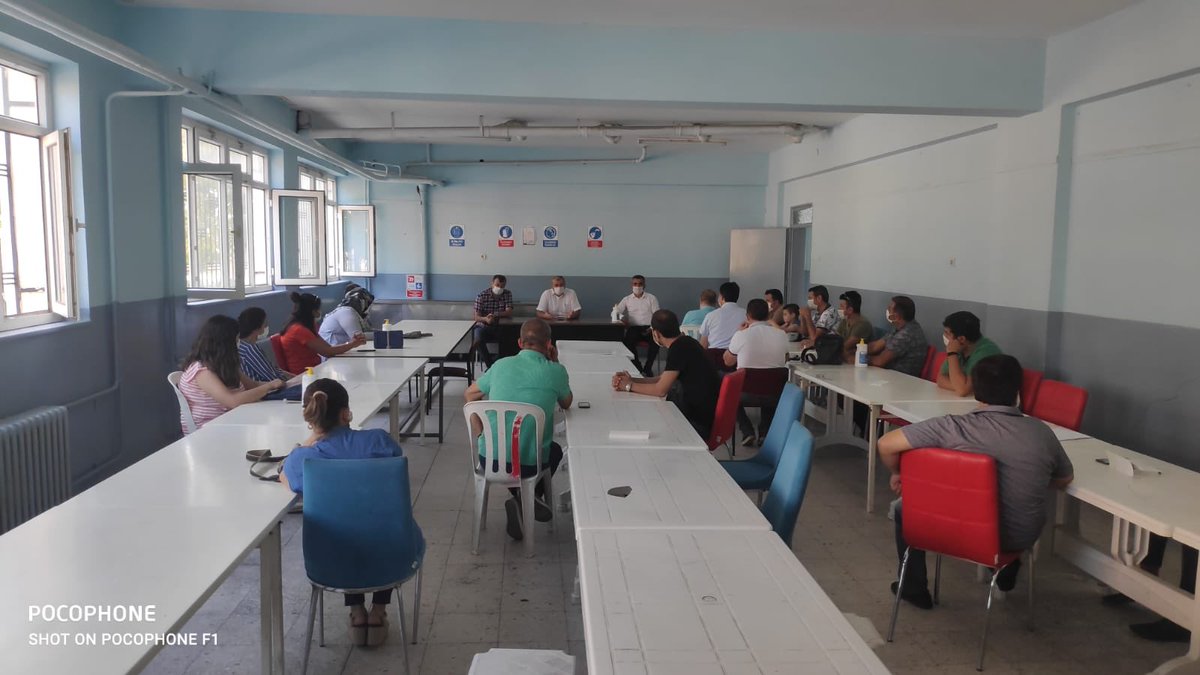 MustafaTrkoluO1's tweet photo. İl Milli Eğitim Müdürümüz Sayın Seyfullah OKUMUŞ ve İlçe Milli Eğitim Müdürümüz Şakir Sait ÜSTÜNDAĞ okulumuzu onurlandırarak seminer çalışmalarımızda bilgilendirmelerde bulundular.Kendilerine teşekkür ederiz.@Aydin_MEM @ziyaselcuk @seyfullah0966 https://t.co/bPtL2CHid7