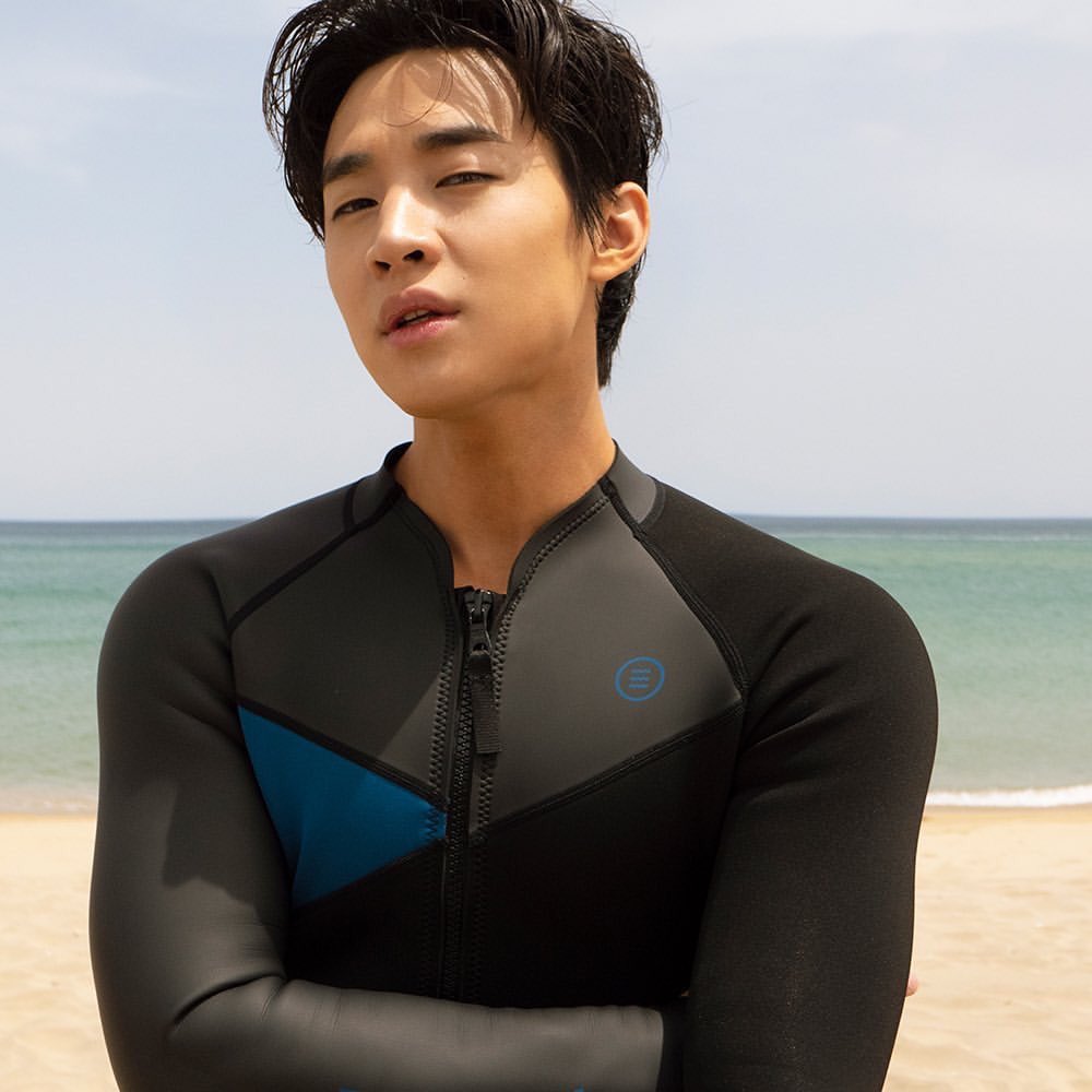 elaine8292's tweet photo. #henry #henrylau #刘宪华 #헨리 
#getbarrel 

~ getbarrel IG (20200827)

https://t.co/rM6ht5tX31 https://t.co/qTSLkwl0Zo