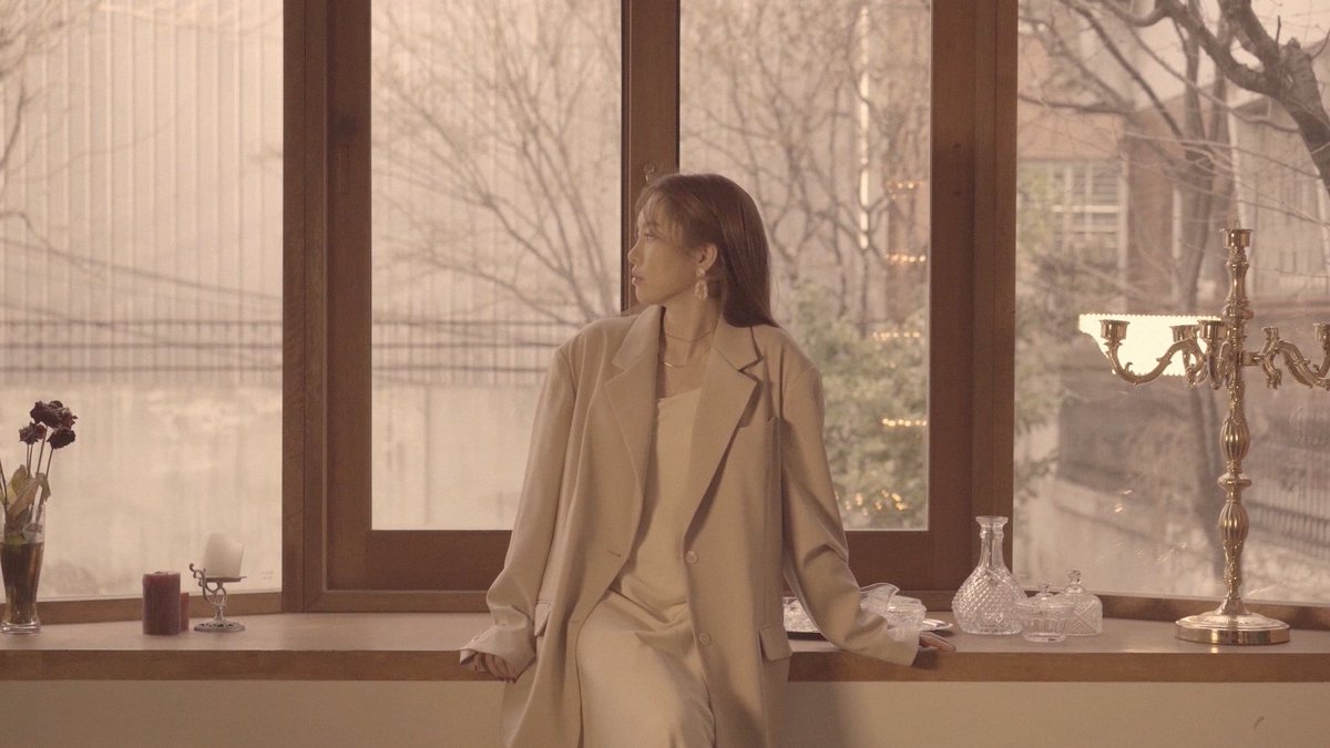 [M/V] 릴리 - 연분홍 (Lily - Powder Pink)
vlive.tv/video/209939
[Youtube - "Lilybox"]

#lily #릴리 #애프터문엔터테인먼트 #aftermoonentertainment