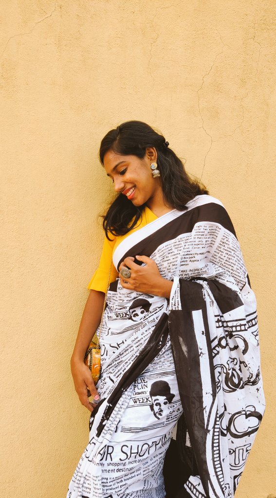 Paired a handblockprinted newspaper printed mul mul cotton saree a yellow crop top and a hand painted oxidized jhumka amd a statement finger ring. #vocal4handmade #VocalForHandmade #vocalforlocal #vocal4local #supportsmallbusiness #SupportSmallBusinesses #SareeTwitter