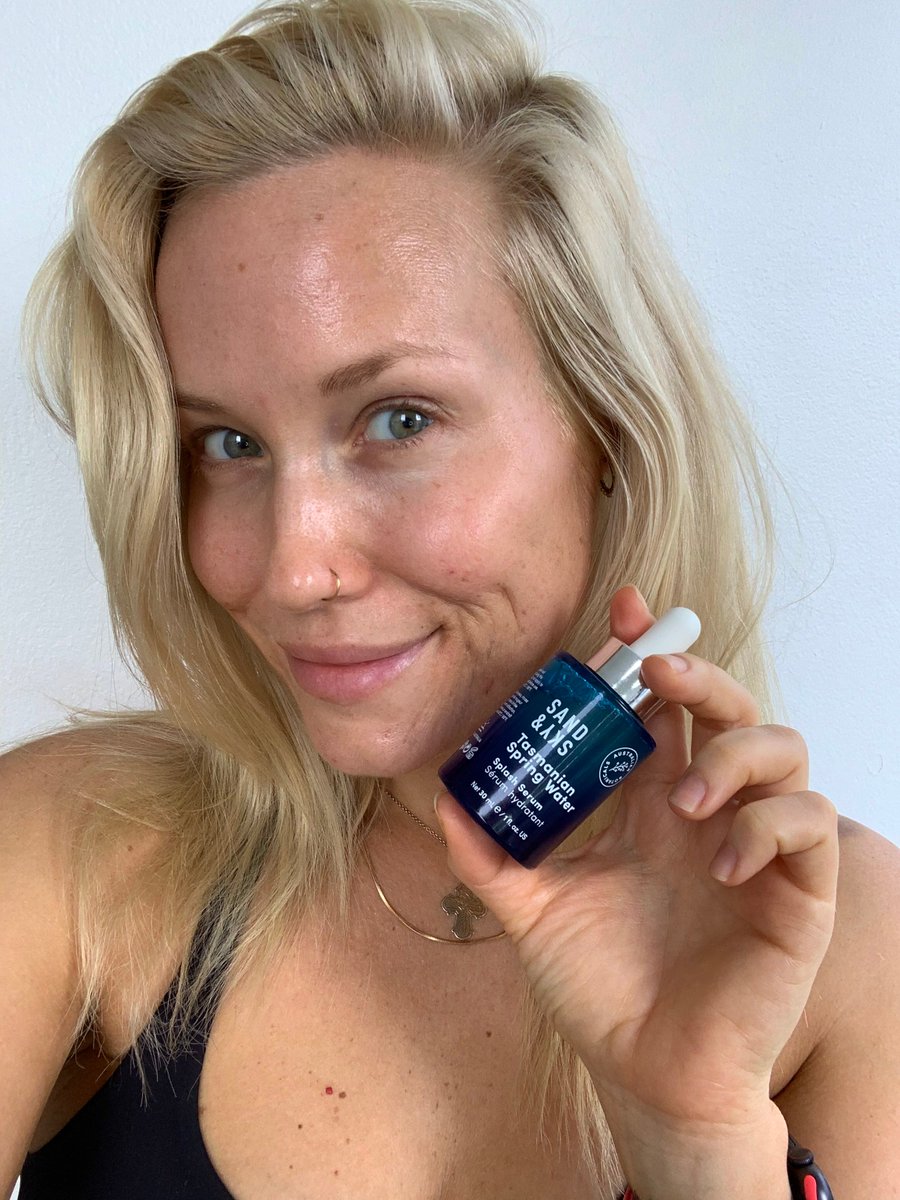 'I absolutely love the textures of both the new Tasmanian Spring Water Splash Serum and Hydration Boost Cream.' ​ ​Caroline is loving our Splash Serum, what are your thoughts? 👇 ​ ​AVAILABLE NOW ▶︎ bit.ly/2Yz0W3w ​ ​📸 instagram.com/carolinehgroth