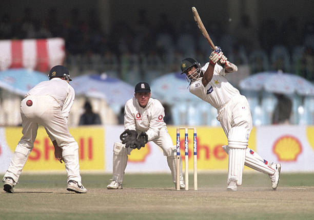 Mohammad YOUSUF Test Record in Countries [ AUS, NZ, ENG, RSA & WI ] Countries that Considered as 'Not Easy to Bat' with Different Tracks. Seam, Swing & BounceMat 33Runs 2647Avg 44.11100s 750s 11Best 203In Particular He was Amazing in ENG, NZ & WI 