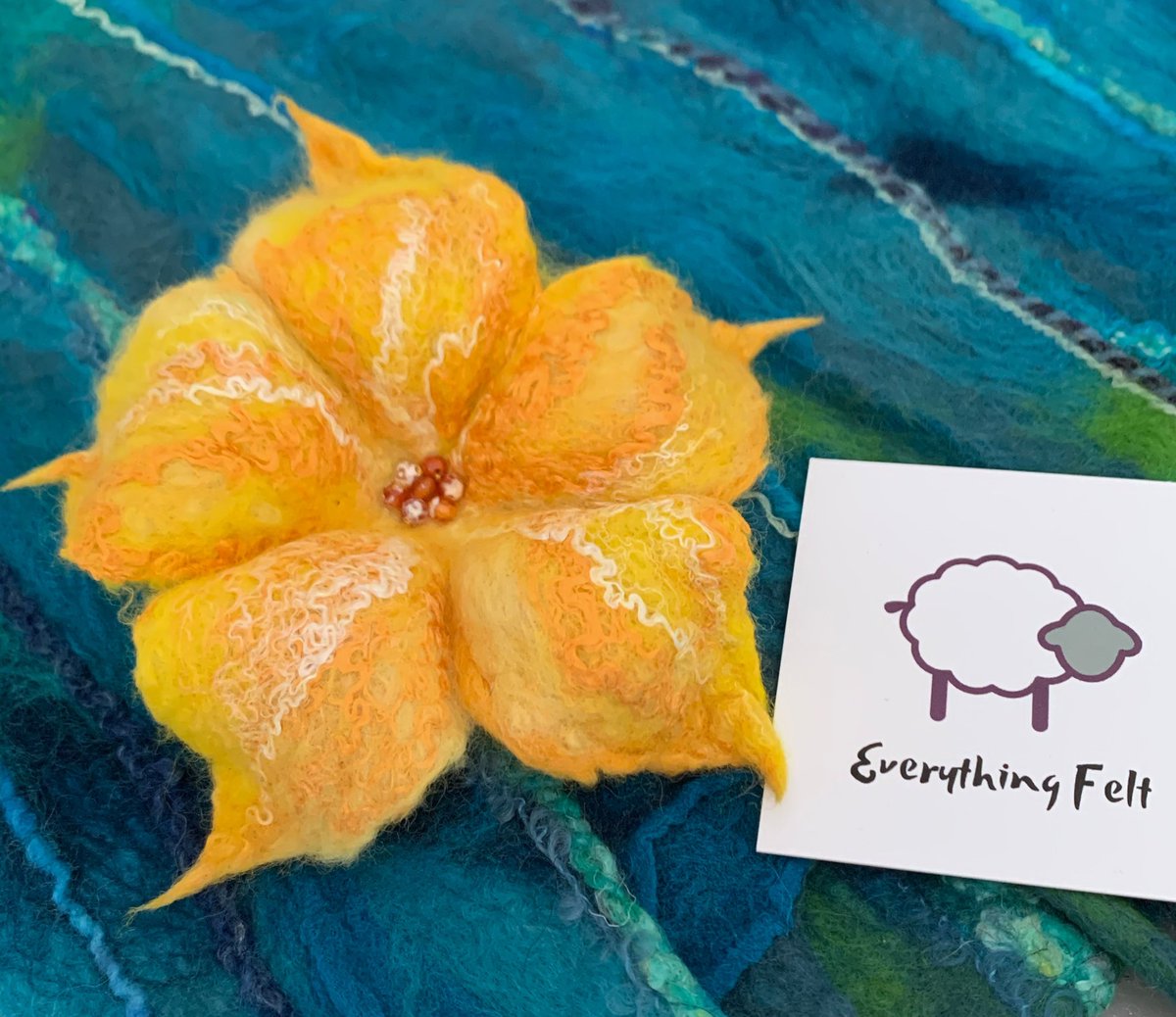 everything_felt's tweet image. Just finished these colourful brooches and added to my online shop🌼🐑 Great addition to a scarf, hat or bag. #brooches #wooljewellery #flowers #Accessories #SmallBusiness everythingfelt.co.uk
