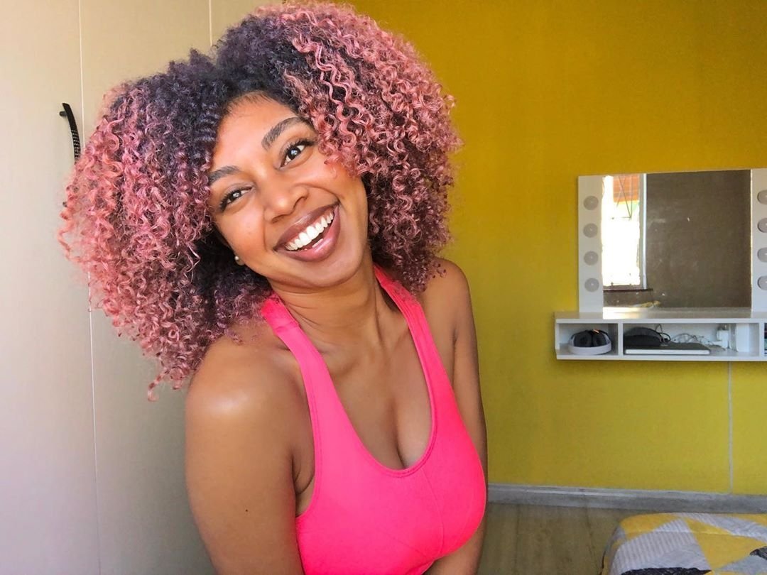 CoiledCrew's tweet photo. Pretty in Pink ๐
Reposted from @kimleeschuller:
Pinky ๐ธ๐ธ๐ธ Have a looksy at how I achieved this pastel pink hair in my latest YouTube video. Link in bio
#kinkykurlykimmy #curlygirl #naturalhairenthusiast #pastelpinkhair #coiledcree #naturalhairbloggers #sanaturalhairbloggers https://t.co/FIT2h0rEPx