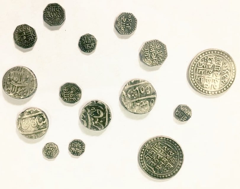 AssamMuseum's tweet photo. On 21st August on behalf of Assam State Museum, District Musuem Officer, Jorhat Abantika Parashar collected 15 nos.of Silver coins belongs to Mughal, Ahom and Jayantia rulers as accidental finding from Dhalpur of Lakhimpur district. https://t.co/wSqpvTgCM5
