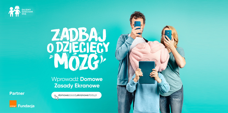 RzecznikOrange's tweet photo. Niemal co trzecie dziecko w wieku 1-2 lat korzysta ze smartfona i tabletu. Urządzenia dają wiele możliwości, ale warto zadbać o umiar. Właśnie rusza kampania Fundacji Dajemy Dzieciom Siłę „Zadbaj o dziecięcy mózg!" Jej partnerem jest @fundacjaorange 👉👉👉 https://t.co/Ub0APHjV7G https://t.co/qmxPyiAzMX