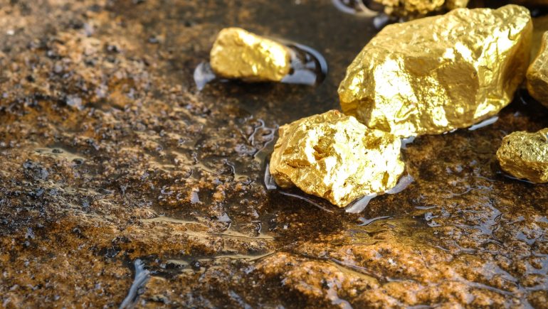 GoldrushRush's tweet photo. #ذهب #جهاز_كشف_الذهب #gold_rush #gold #Dubai #suodi_arabia  #الامارات #السعودية #السودان  #جولد_رش #جدة #تبوك #الرياض #الاردن_اولا #العراق #الاردن #كوفيد_19 
#ShameOnAajTak  #لبنان #سوريا https://t.co/bBatGUGGHr