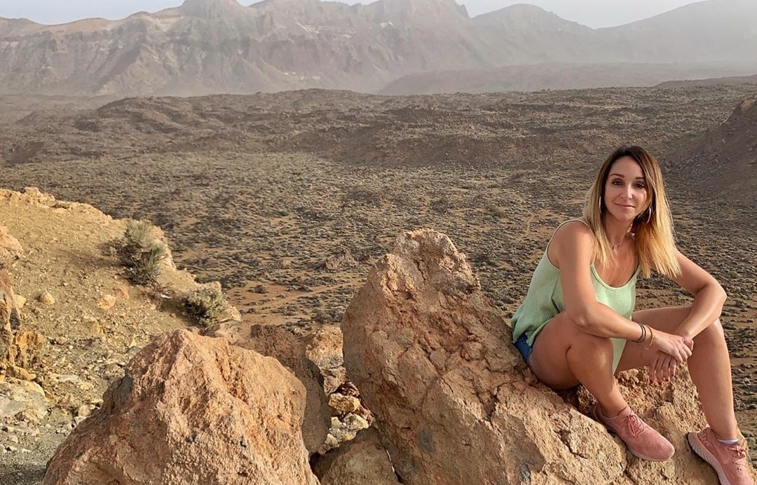 abdcegjk's tweet photo. @mamenmarquezvoz Ayer de visita en el Teide (Tenerife) ¡Más preciosa imposible! ♥️😍 https://t.co/sVeLYp44xE
